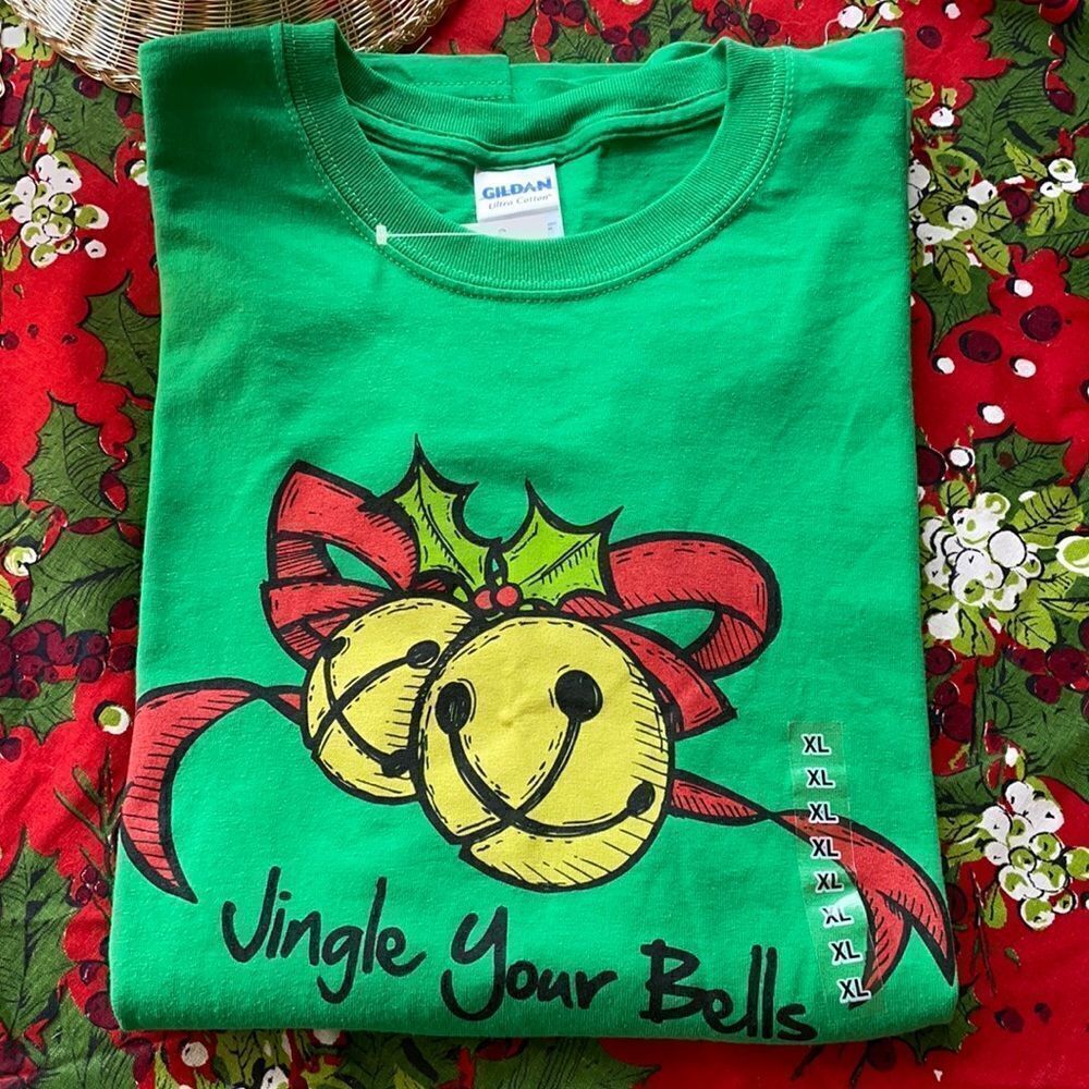 Men’s XL Christmas Green T shirt Jingle Your Bells New